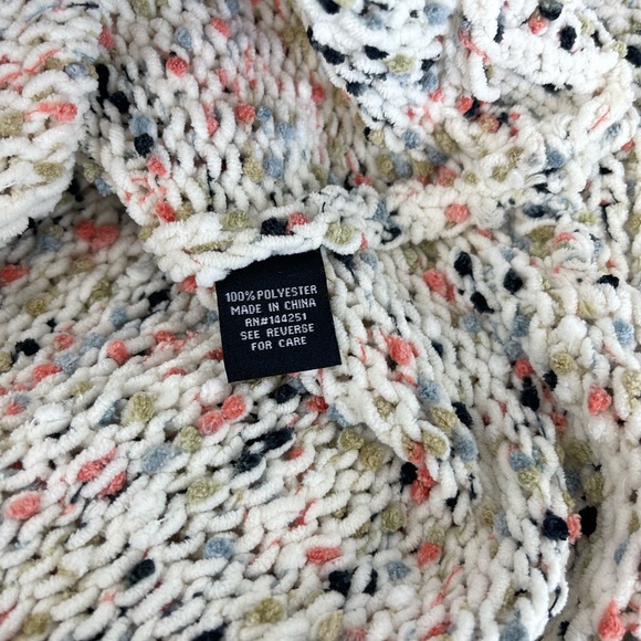 Moon & Madison Knit Crew Neck Sweater Size M - Picture 5 of 5